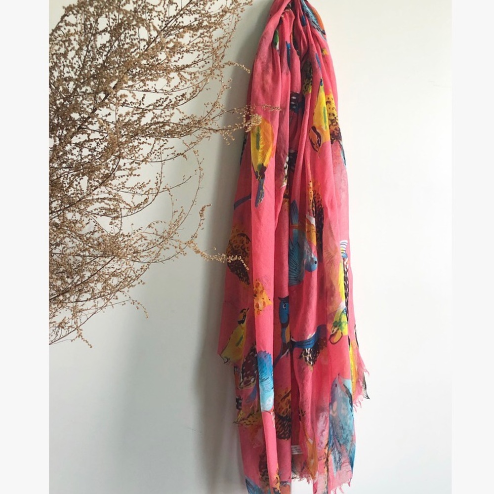 Scarf/pareo/wrap